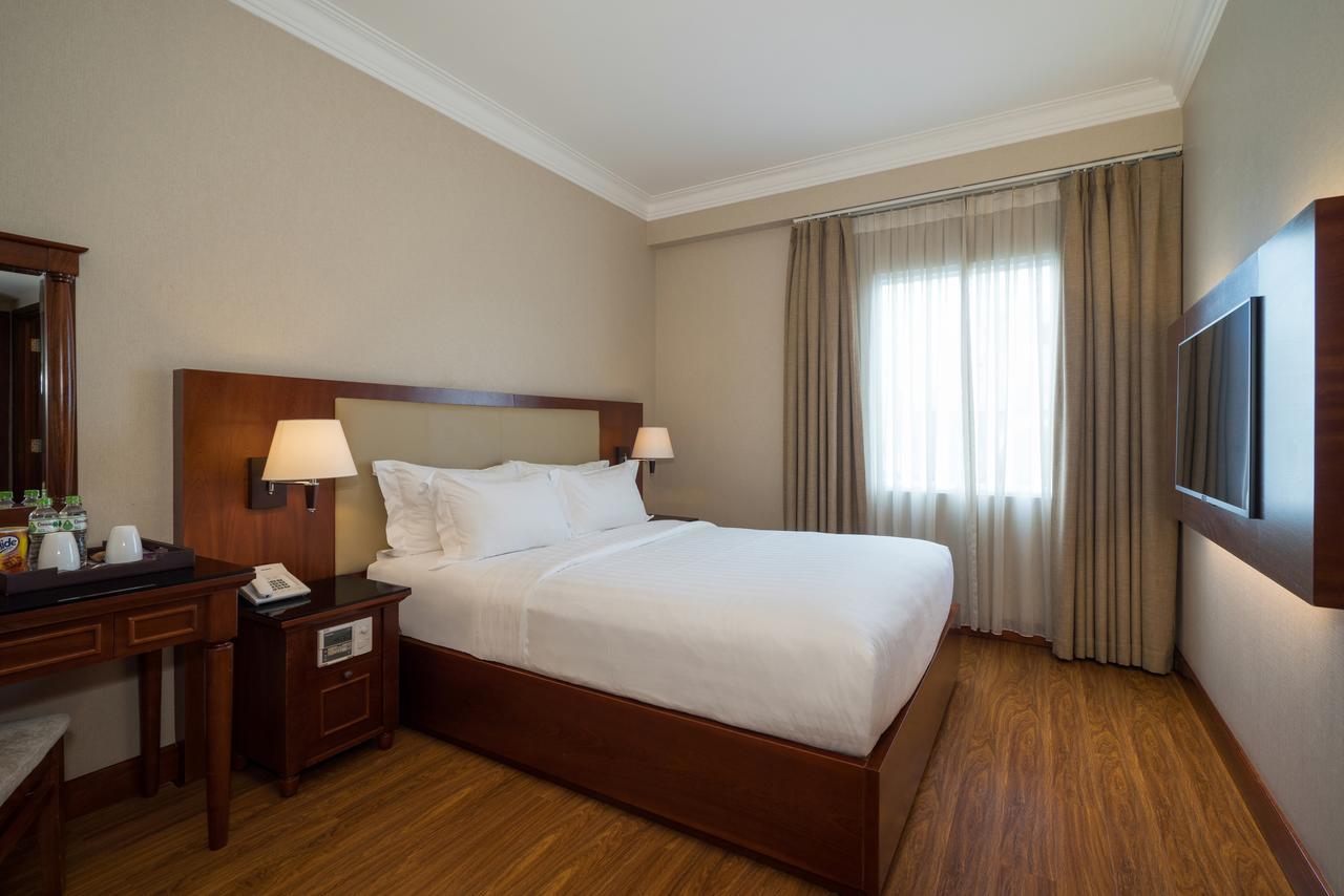 Nhat Ha 1 Hotel Bandar Ho Chi Minh Luaran gambar