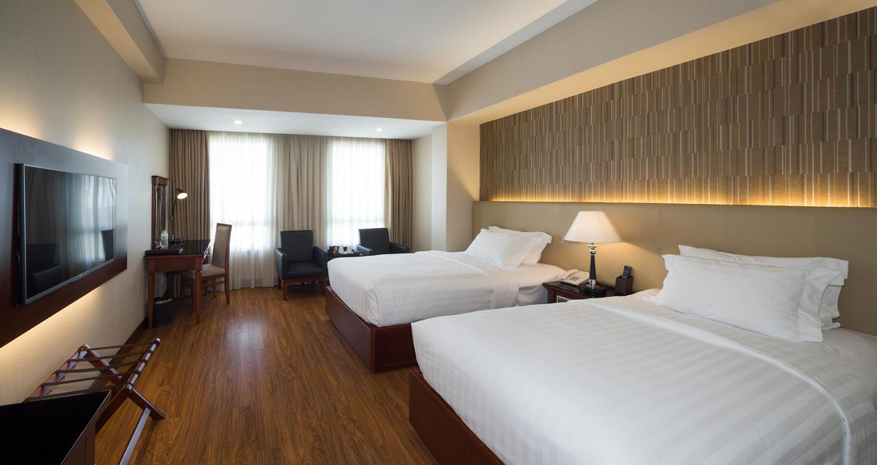 Nhat Ha 1 Hotel Bandar Ho Chi Minh Luaran gambar
