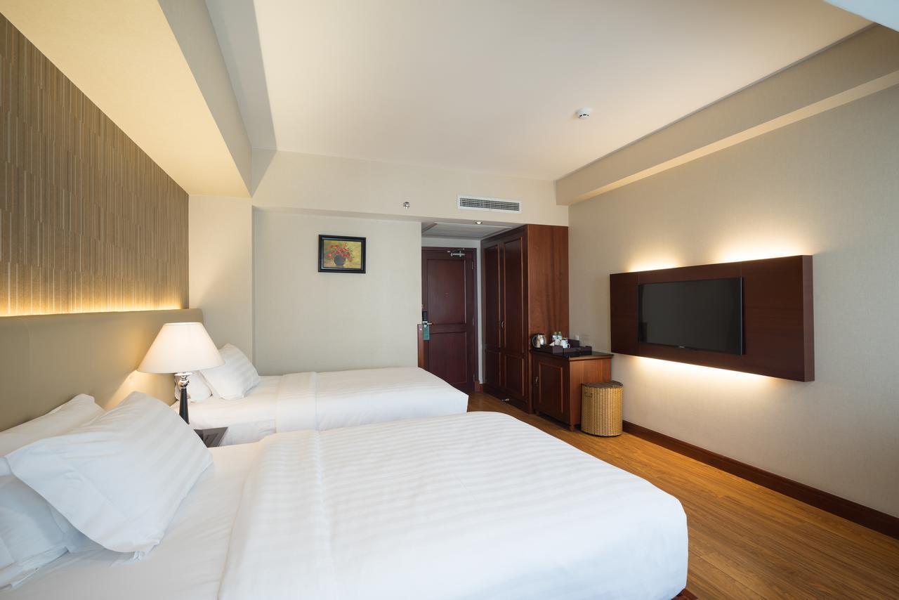 Nhat Ha 1 Hotel Bandar Ho Chi Minh Luaran gambar